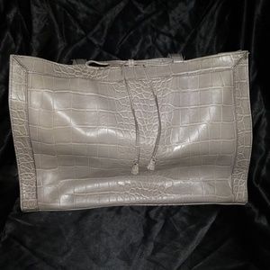 Woman's handbag